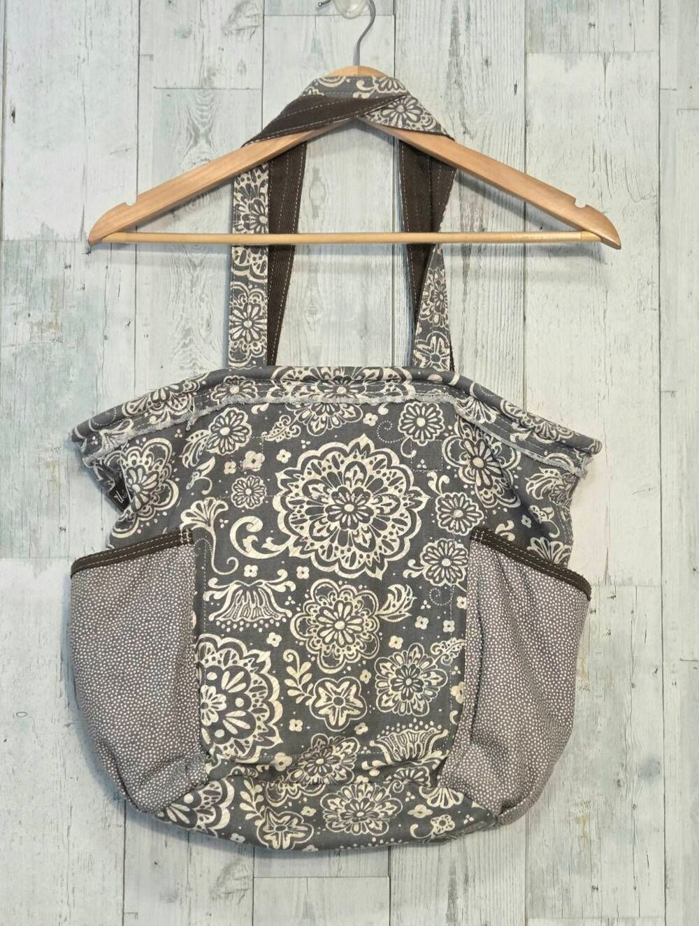 Thirty-One Baroque Paisley Floral Retro Metro Tote